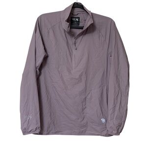 Lightweight Mountain HardWear pullover